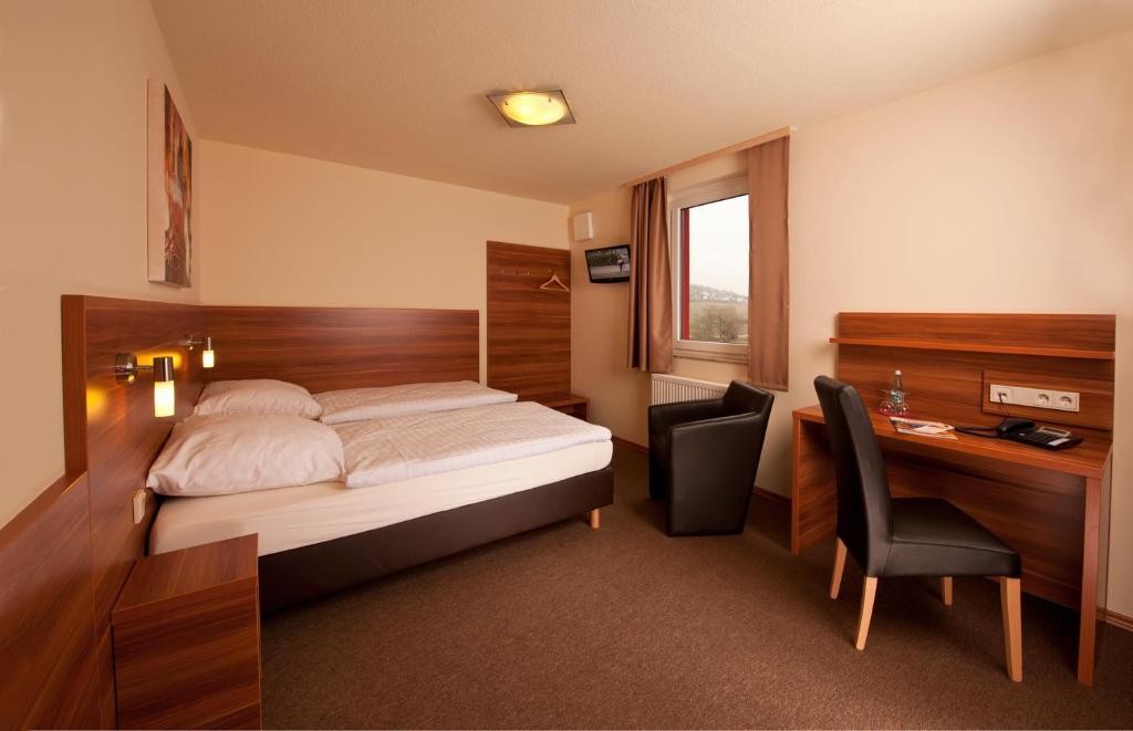 Astay Hotel Greding Habitación foto
